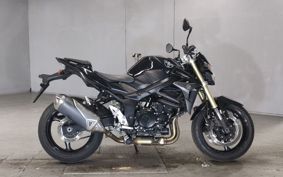 SUZUKI GSR750 C5112