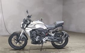 HONDA CB250R MC52