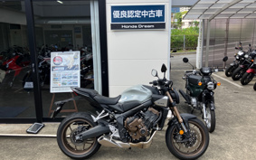 HONDA CB650R E-CLUTCH 2024 RH17