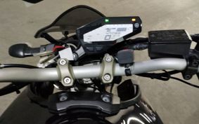 YAMAHA MT-09 RN34J