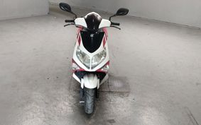 PGO G-MAX200 ..