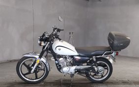 YAMAHA YB125SP PCJL