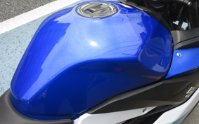SUZUKI GSX250R DN11A
