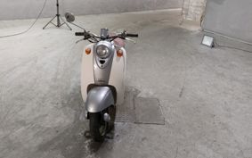 YAMAHA VINO 5AU