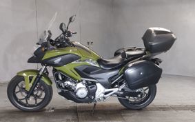 HONDA NC 700 X DCT RC63
