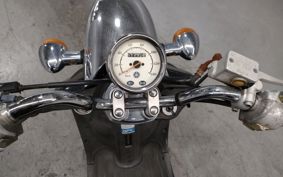 YAMAHA VINO125 SE24