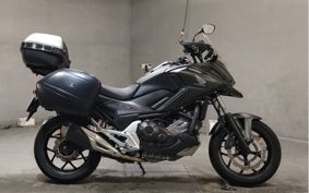 HONDA NC750X RC90
