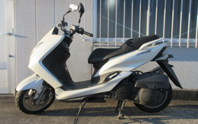 YAMAHA MAJESTYS SG28J