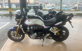HONDA CB1300 SUPER  BOL DOR ABS 2021 SC54