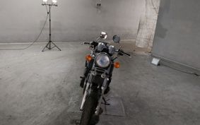 SUZUKI INAZUMA 400 GK7BA