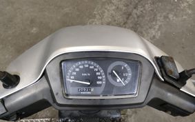 SUZUKI ADDRESS V100 CE13A