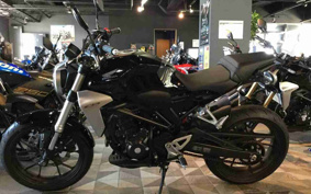 HONDA CB250R MC52