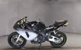 HONDA CBR600RR PC37