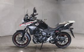 SUZUKI V STROM 250 DS11A