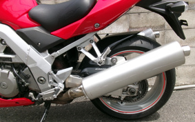 SUZUKI SV1000S 2004 BX132