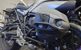 BMW NINE T 2019 0J01