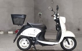 YAMAHA E- VINO  SY11J