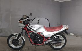 HONDA VT250F MC08