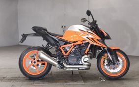 KTM 1290 SUPER  DUKE R V3940