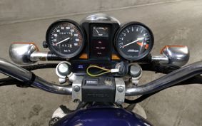 HONDA MAGNA 750 RC09