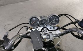 SUZUKI INAZUMA 400 GK7BA