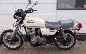 HONDA CB750 RC01