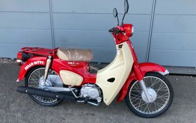 HONDA  SUPER CUB 50 HELLO KITTY AA09