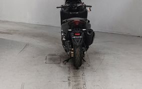 YAMAHA T-MAX 560 SJ19J