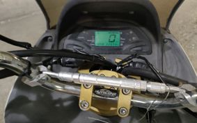 YAMAHA MAJESTY 125 SE27