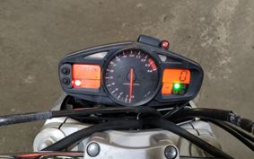 SUZUKI GSR400 GK7DA