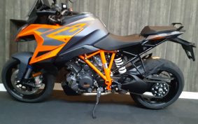 KTM 1290 SUPER DUKE GT 2024 V6940
